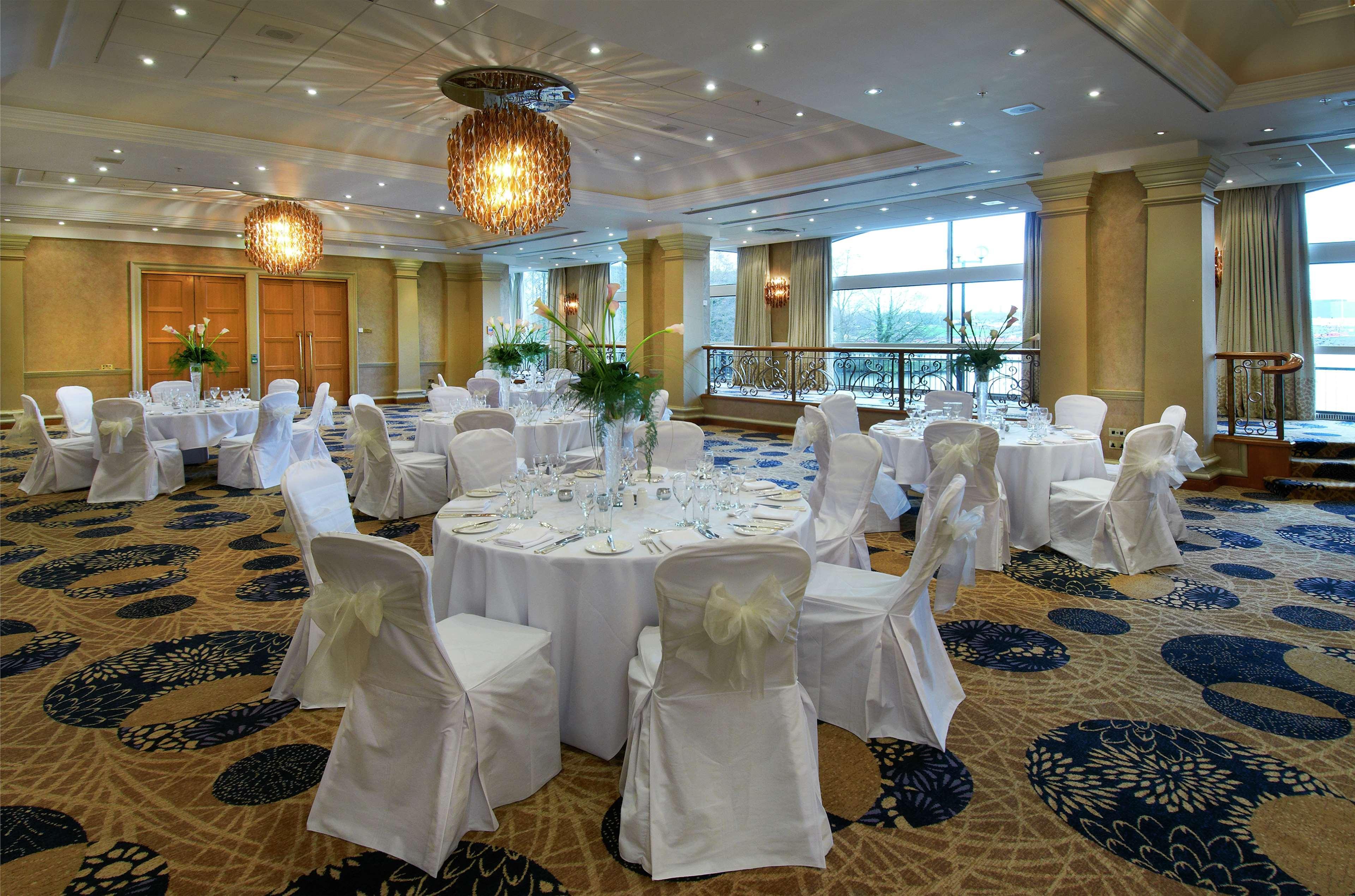 Hotel Hilton Birmingham Metropole 4*