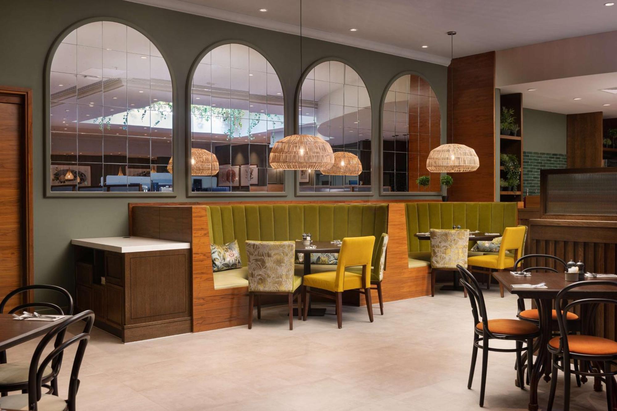 Hilton Birmingham Metropole Hotel